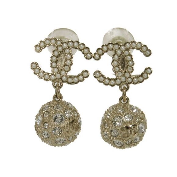Chanel Coco Mark Pearl Crystal Swing Ball Earrings - Picture 1 of 8